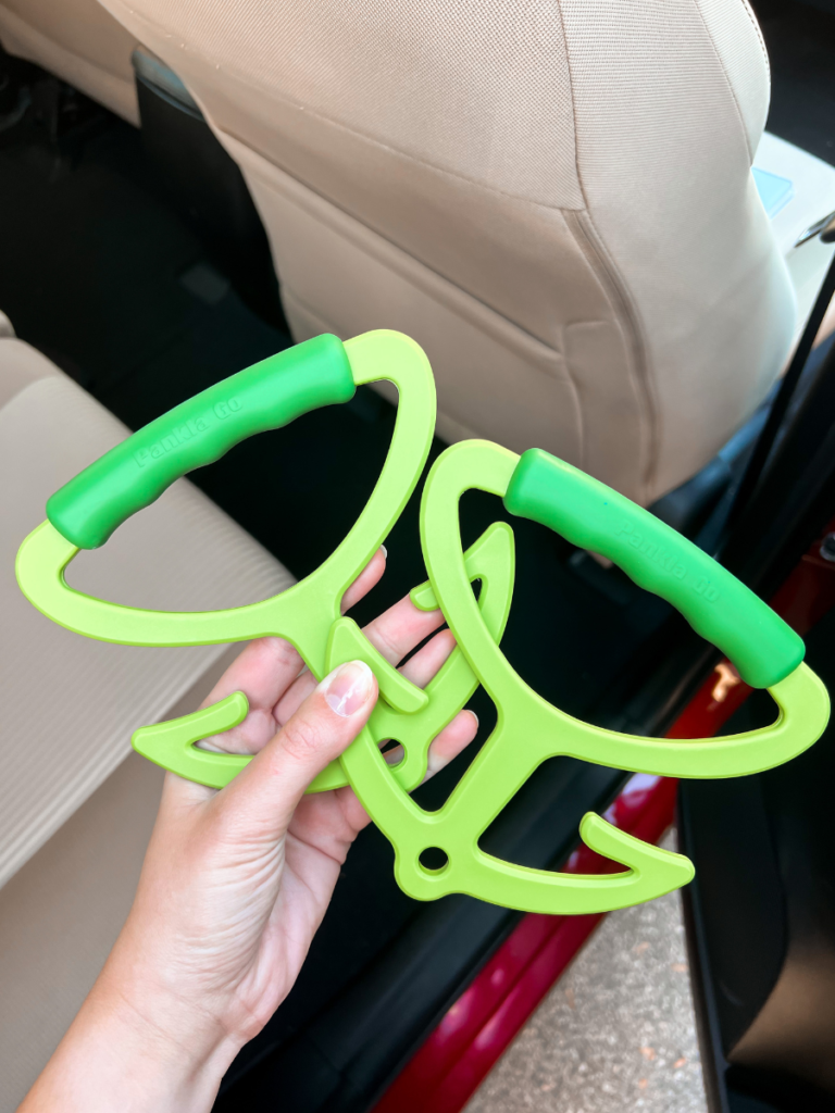 45 Essential Things Every Girl Should Keep In Her Car